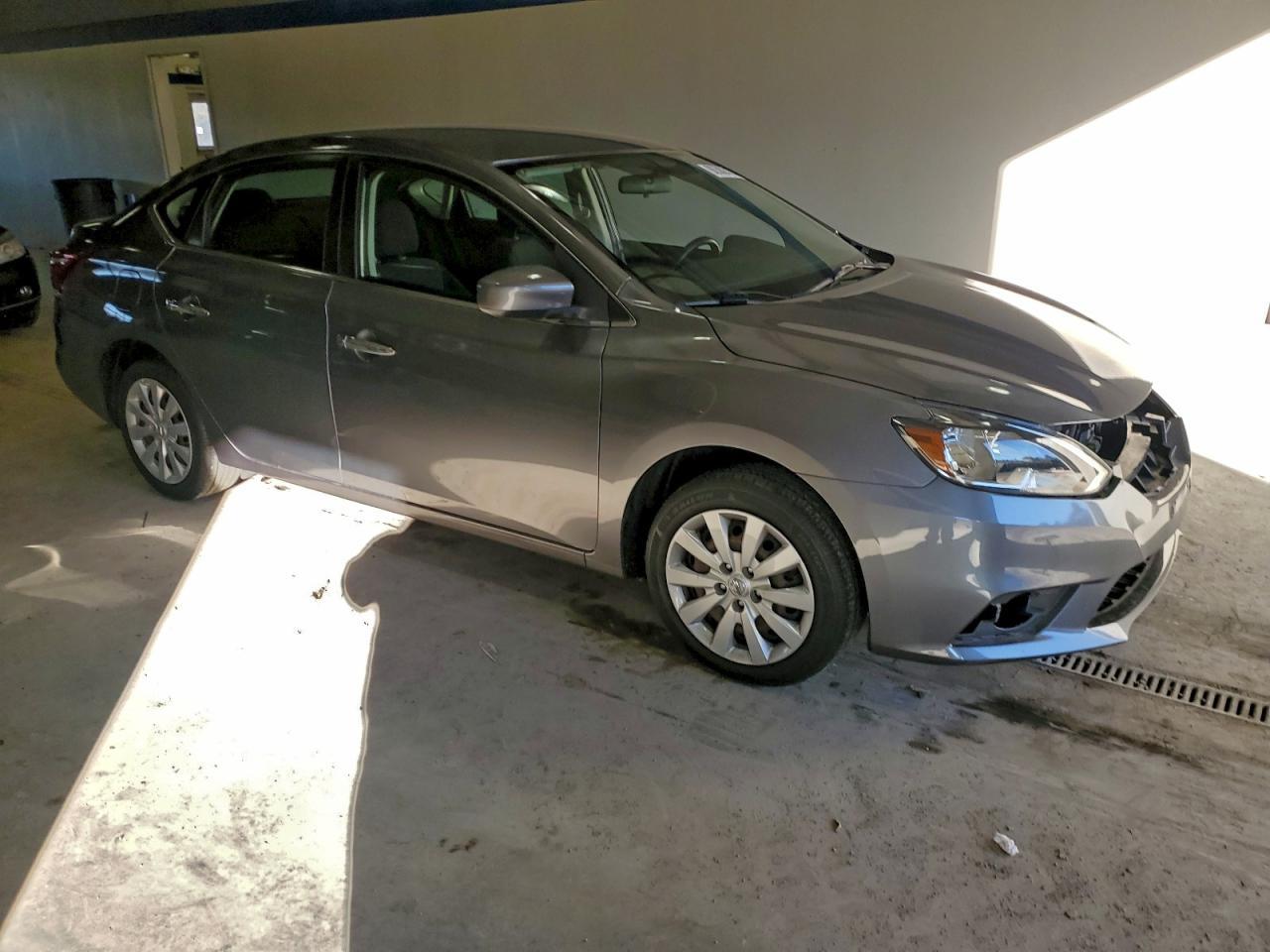 2019 Nissan Sentra S - Image 4