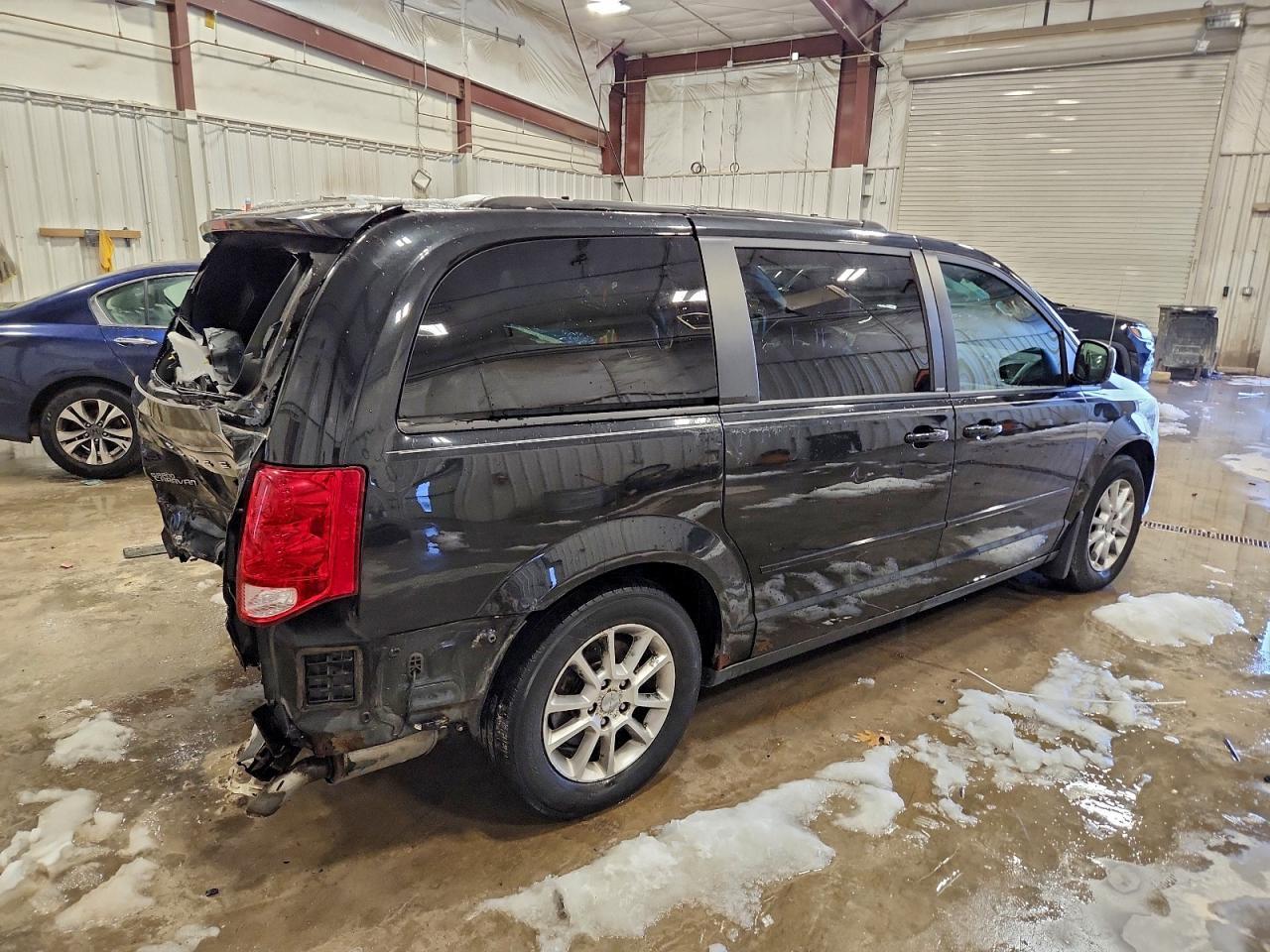 2013 Dodge Grand Caravan R/T - Фото 3