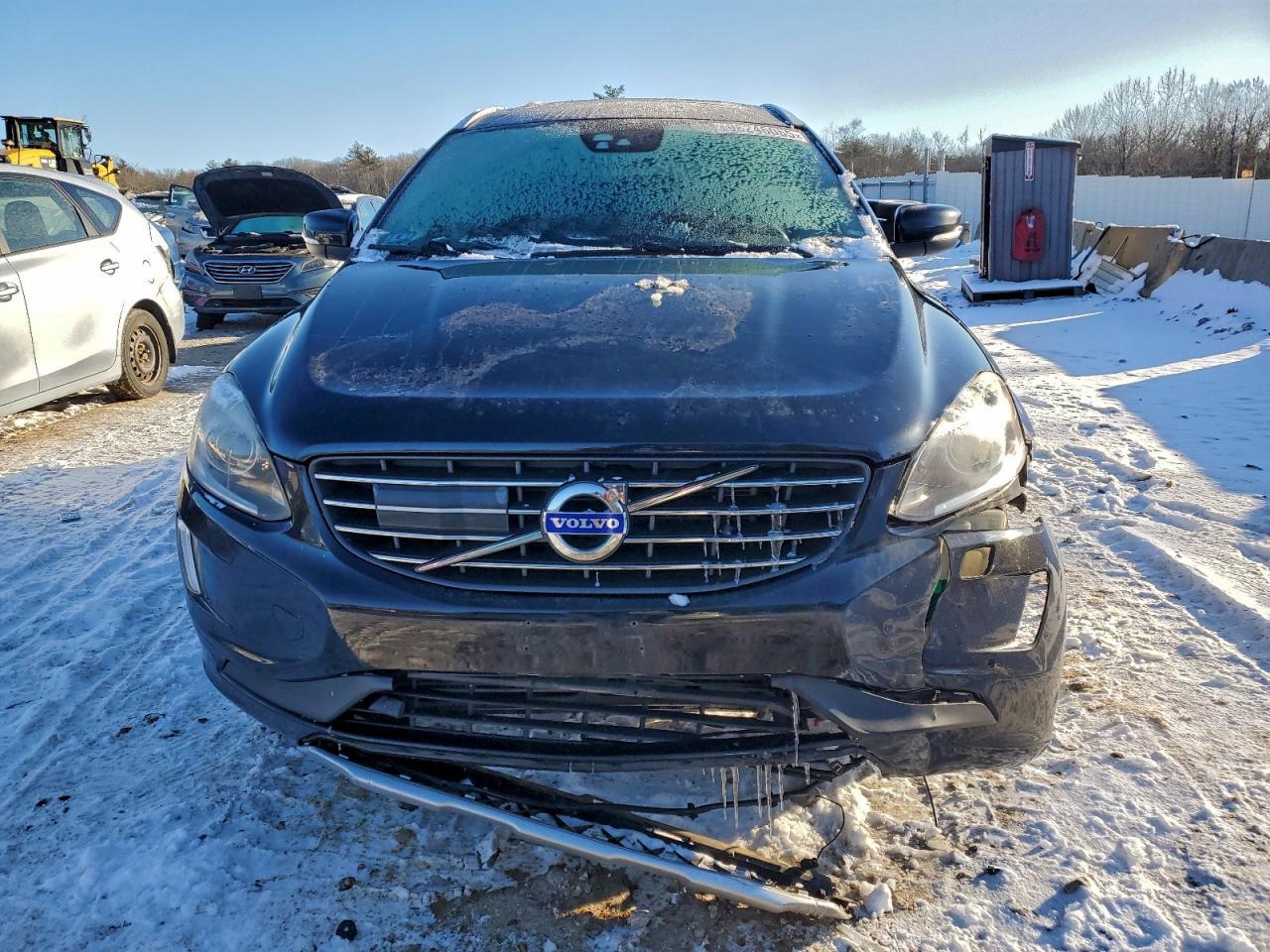 2015 Volvo Xc60 - Image 5