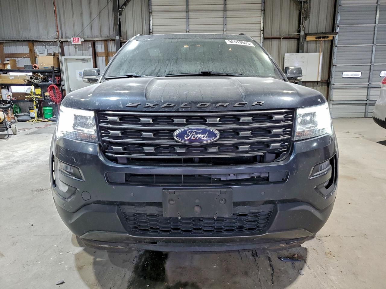 2017 Ford Explorer Xlt - Фото 5