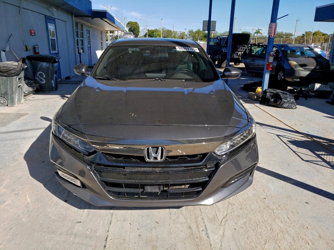 2020 Honda Accord Sport - Image 5