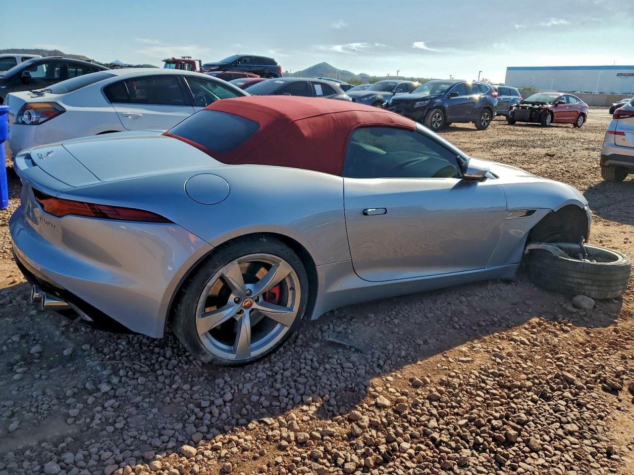 2022 Jaguar F-Type - Фото 3