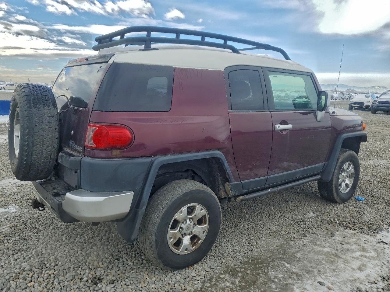 2007 Toyota Fj Cruiser - Image 3