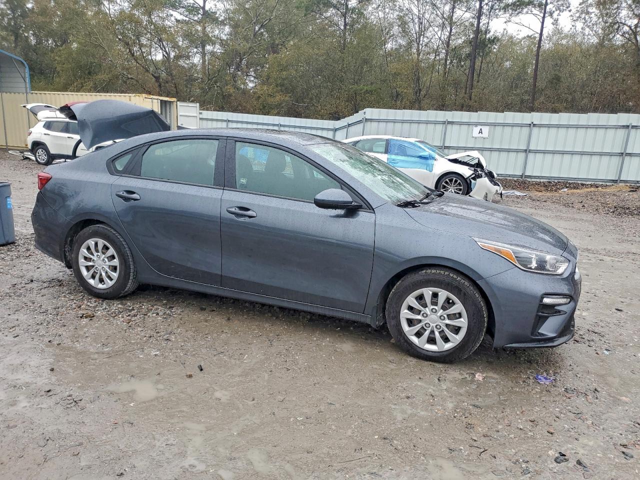 2020 Kia Forte Fe - Image 4