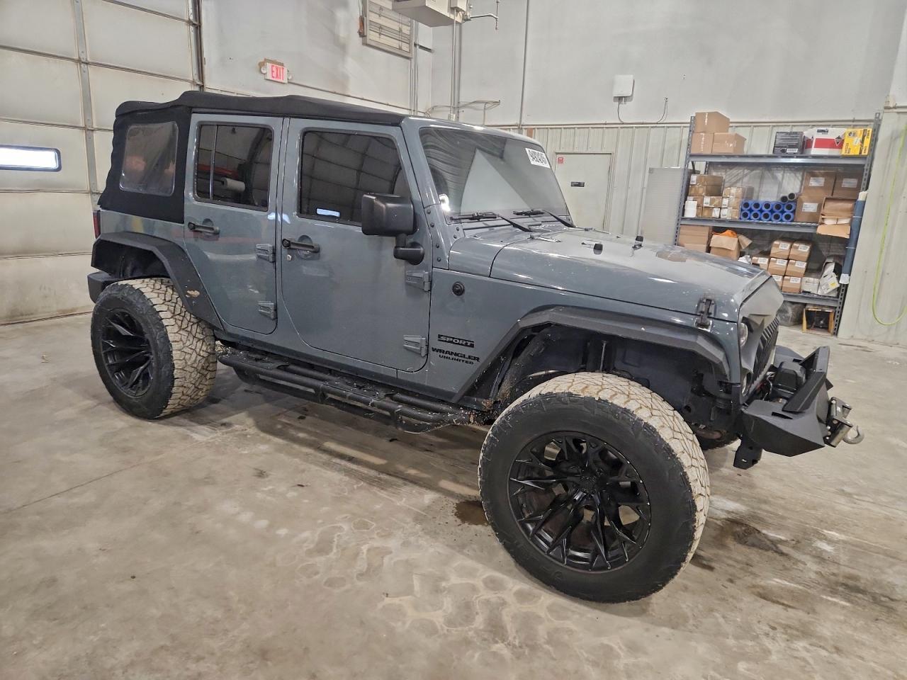 2015 Jeep Wrangler Unlimited Sport - Фото 4