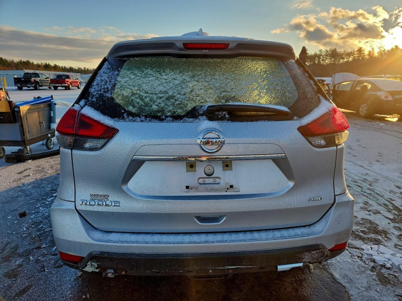 2019 Nissan Rogue S - Image 6