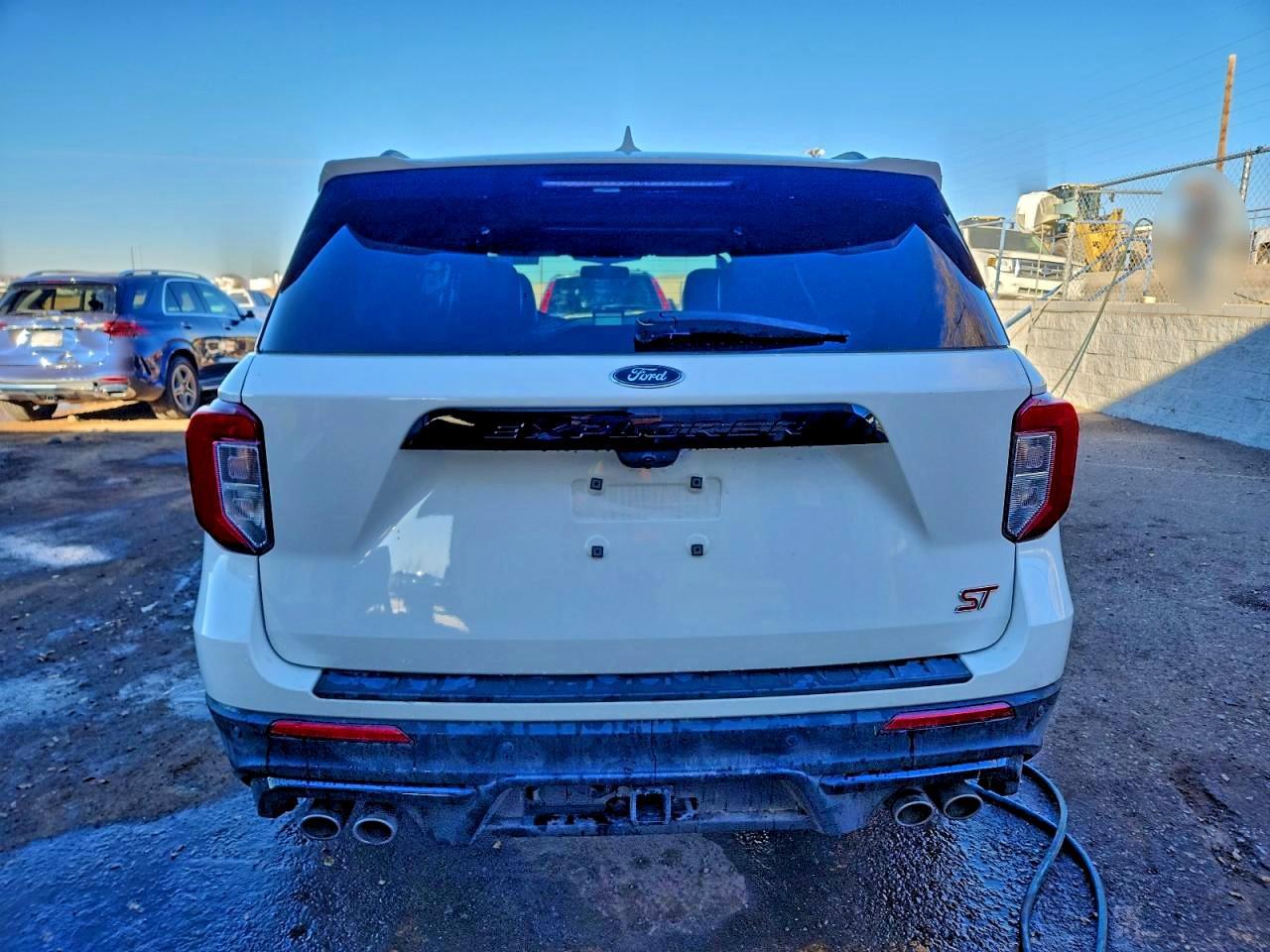 2022 Ford Explorer St - Фото 6