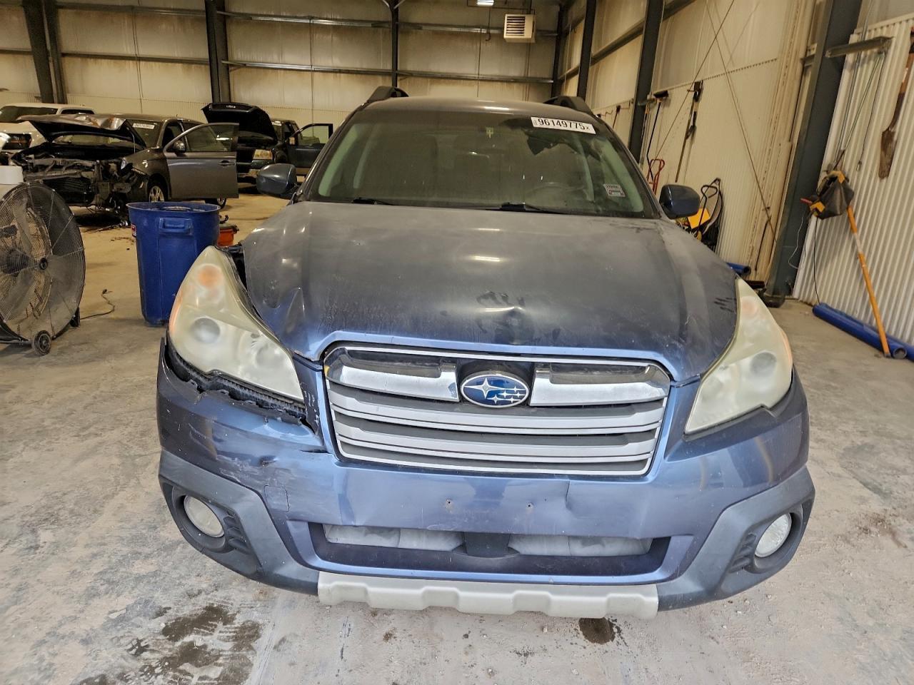 2013 Subaru Outback 2.5I Premium - Image 5