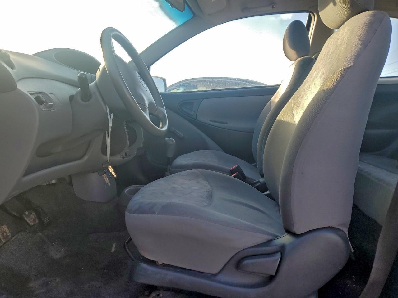 2001 Toyota Echo - Image 7