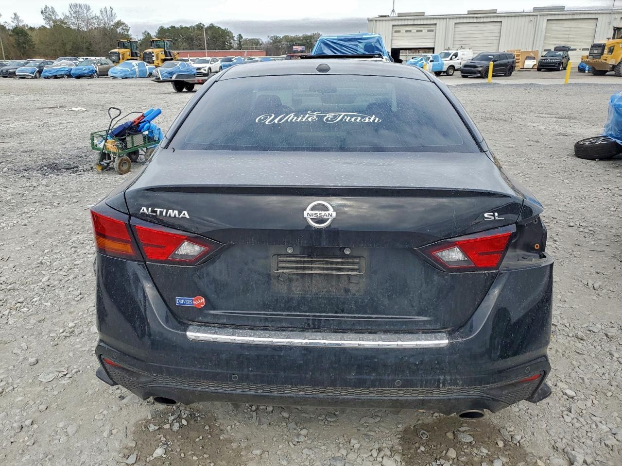 2022 Nissan Altima Sl - Image 6