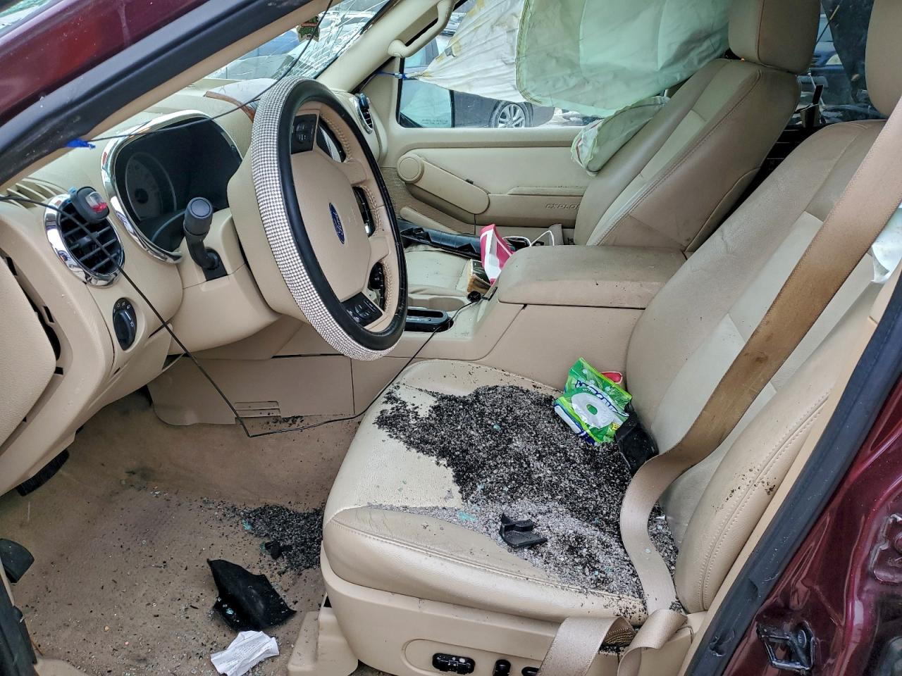 2006 Ford Explorer Eddie Bauer - Image 7