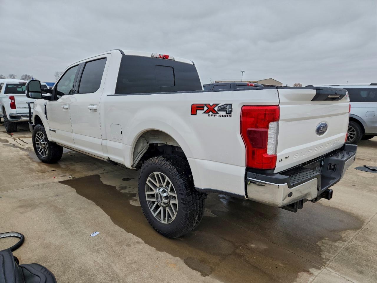 2019 Ford F250 Super Duty - Image 2