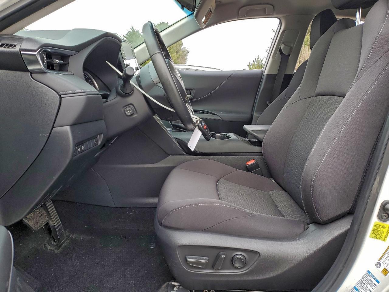 2021 Toyota Venza - Image 7