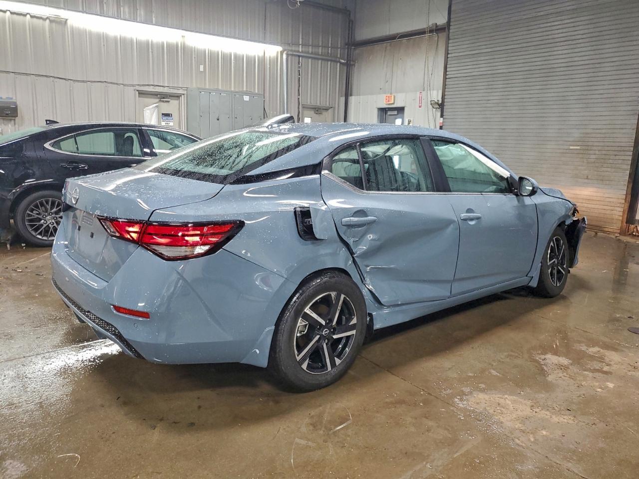 2025 Nissan Sentra Sv - Image 3