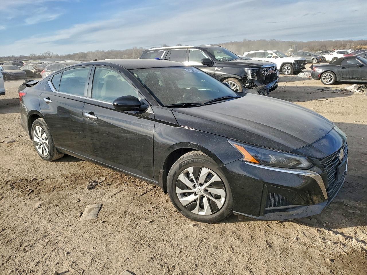 2023 Nissan Altima S - Фото 4