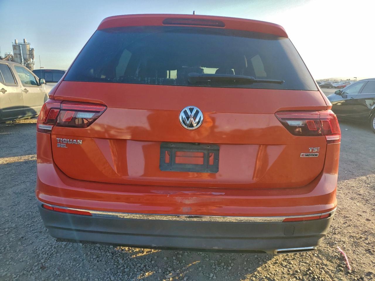 2018 Volkswagen Tiguan Se - Фото 6
