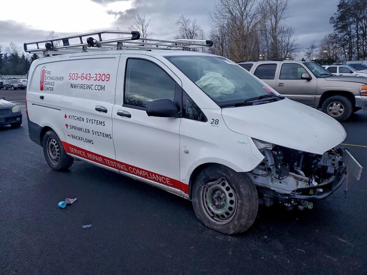 2023 Mercedes Benz Metris Utility / Service Van - Фото 4