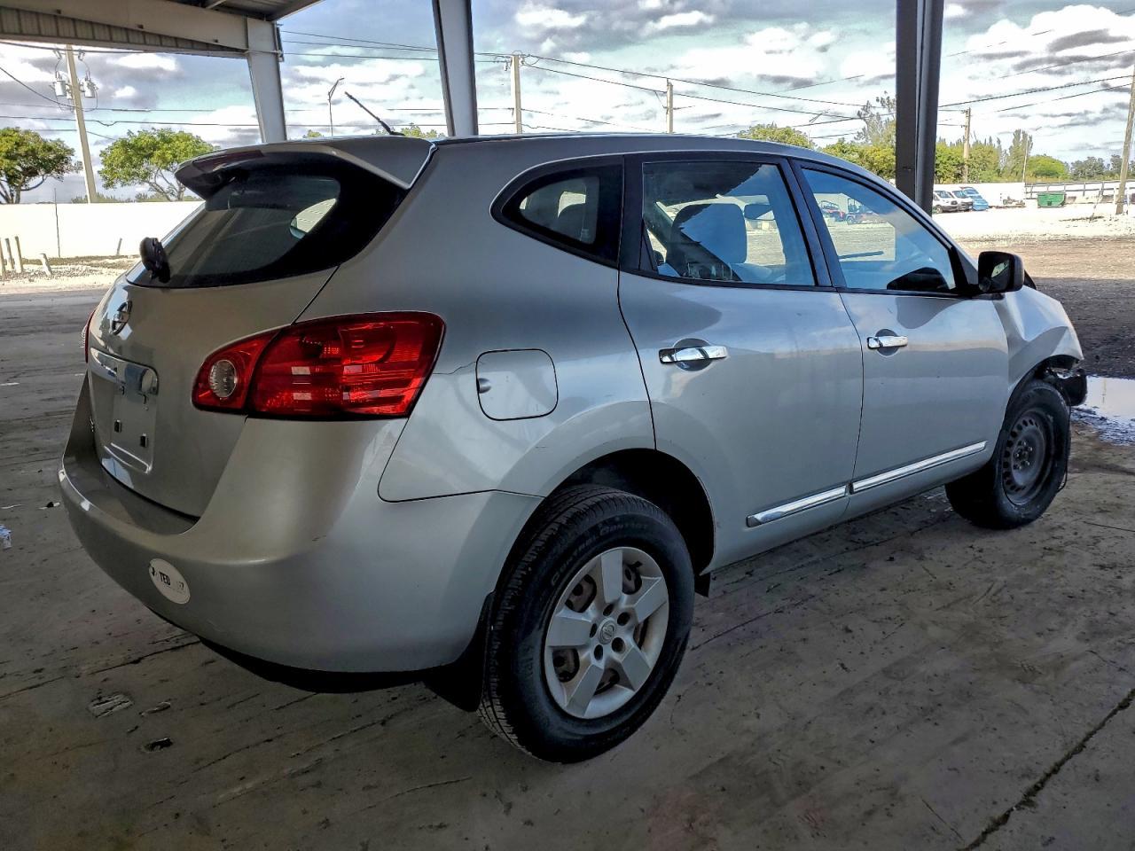 2013 Nissan Rogue S - Фото 4