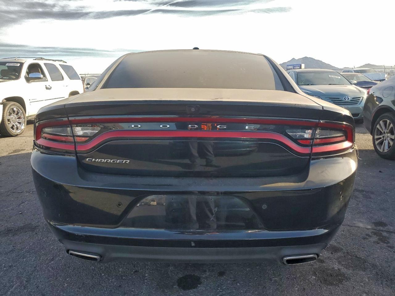 2021 Dodge Charger Sxt - Фото 6