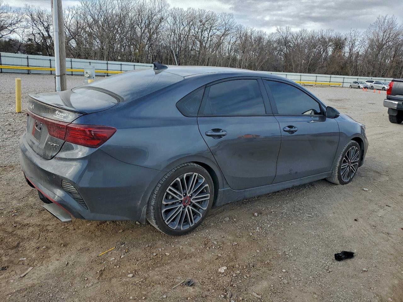 2023 Kia Forte Gt - Image 3