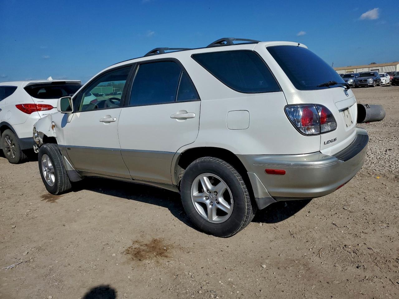2002 Lexus Rx 300 - Image 2