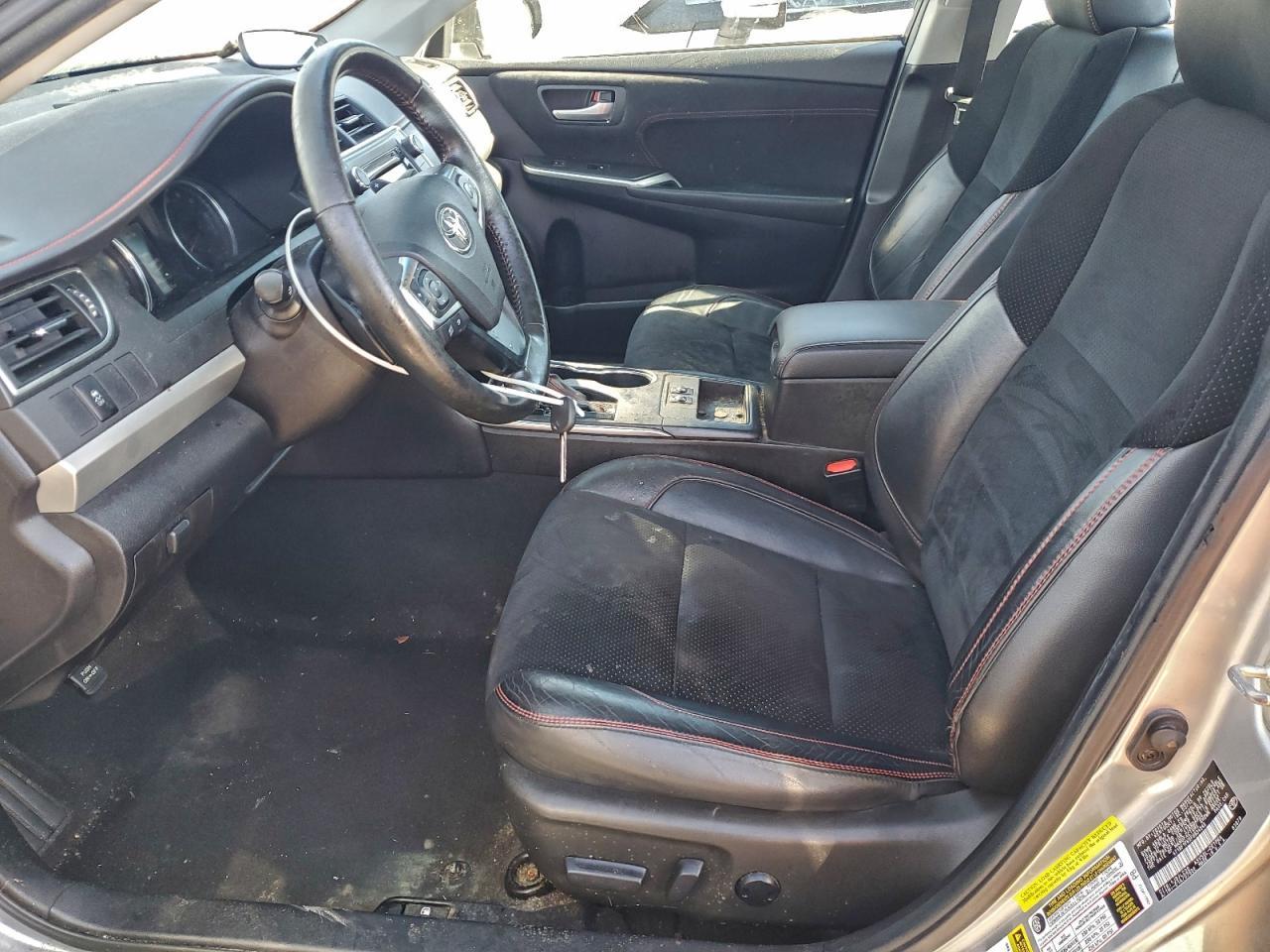2015 Toyota Camry Le - Фото 7