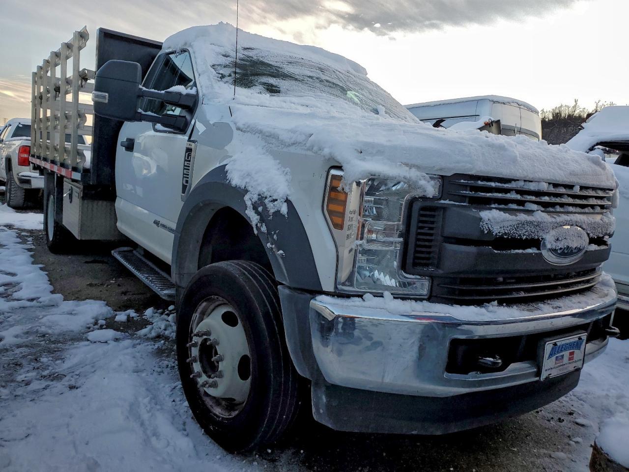 2019 Ford F550 Super Duty Flatbed Truck - Фото 4
