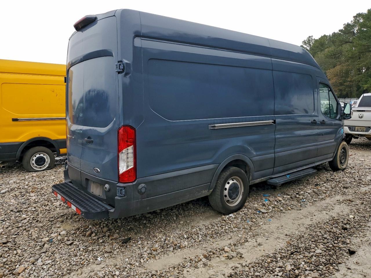 2019 Ford Transit T-250 - Фото 3