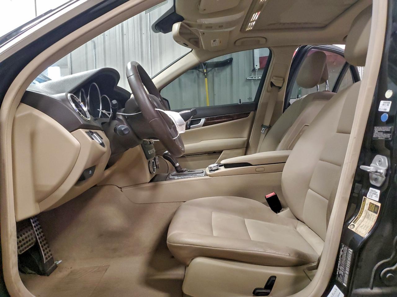 2012 Mercedes-Benz C 250 - Фото 7