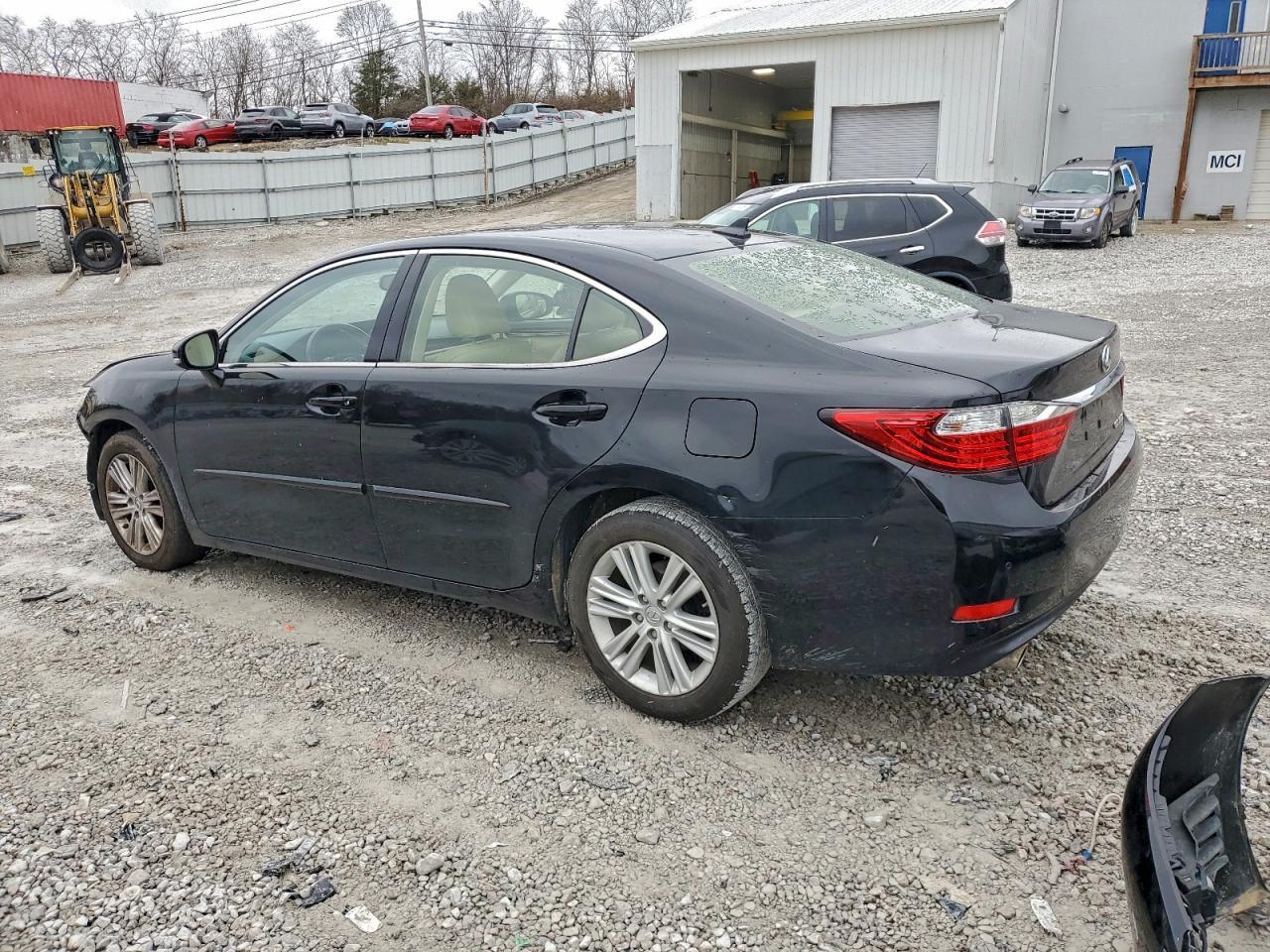 2013 Lexus Es 350 - Image 2