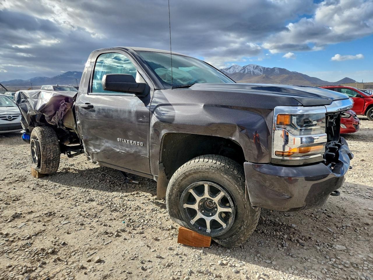 2016 Chevrolet Silverado K1500 - Image 4