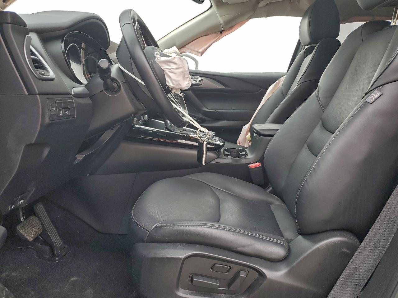 2023 Mazda Cx-9 Touring - Image 7