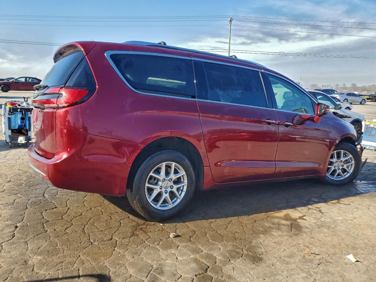 2021 Chrysler Pacifica Touring L - Фото 3