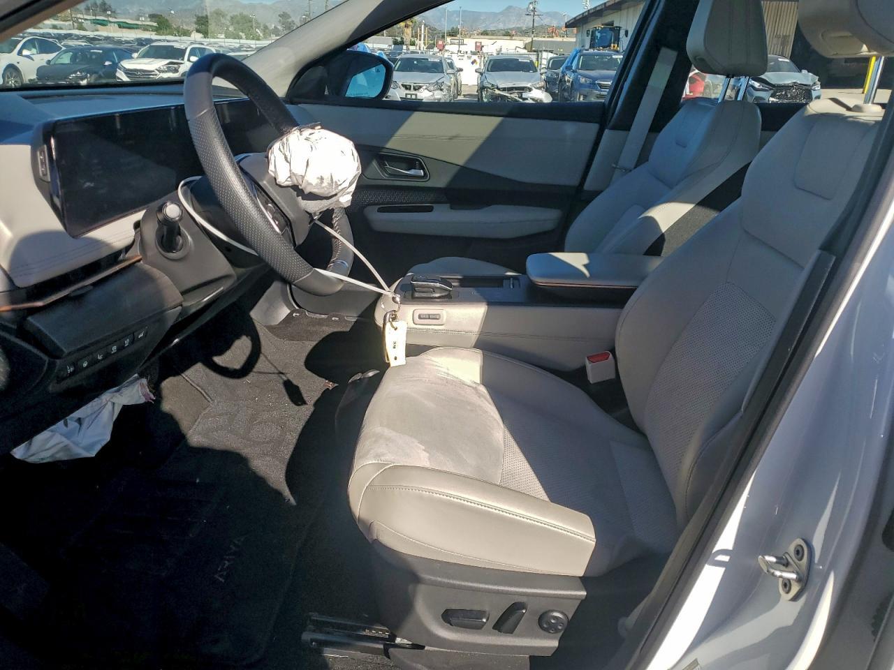 2024 Nissan Ariya Evolve+ - Фото 7