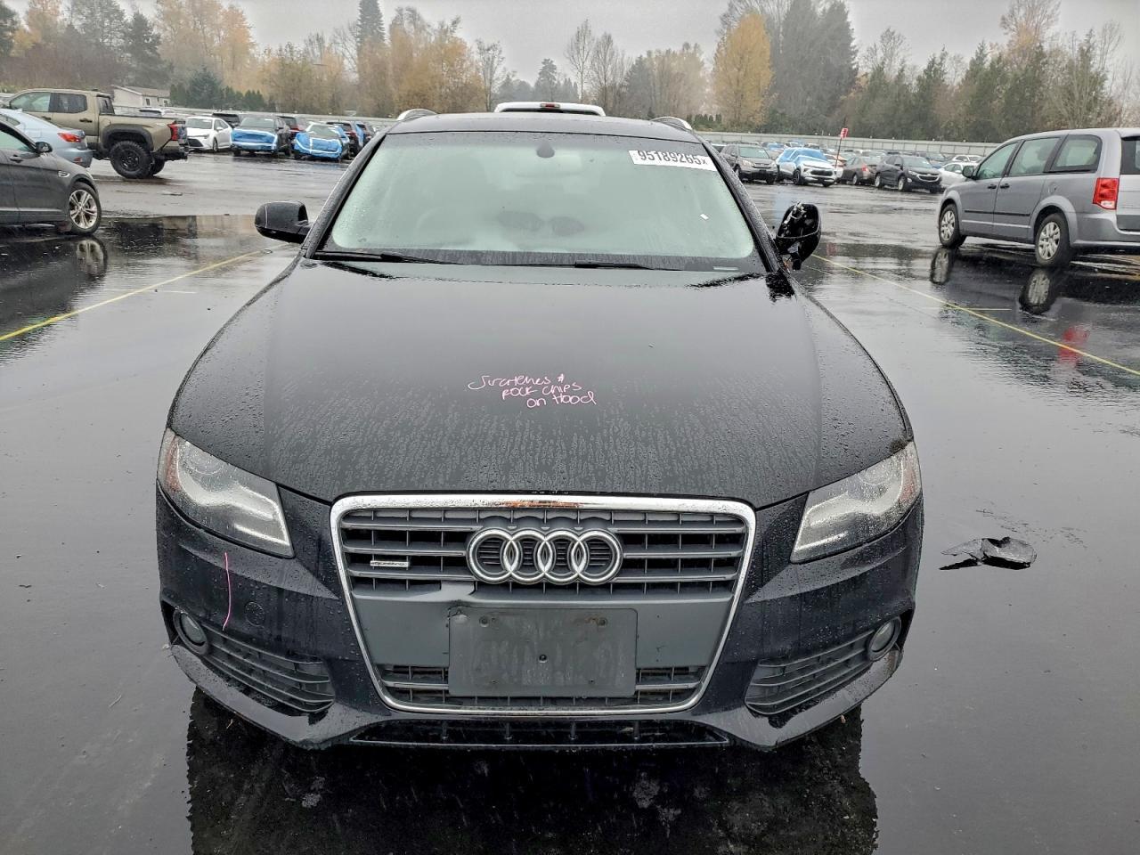 2010 Audi A4 Premium Plus - Фото 5