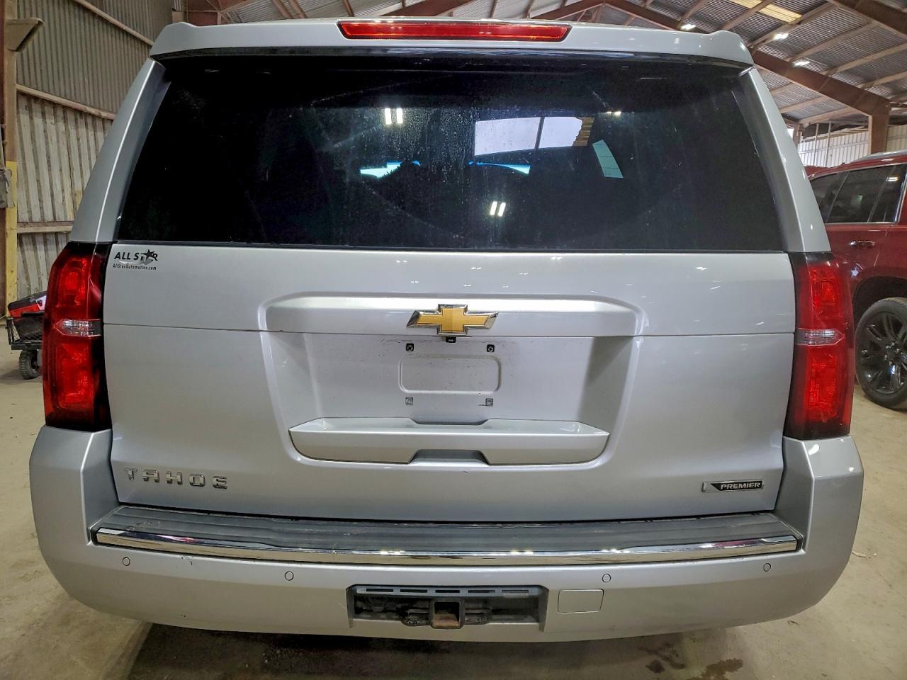 2017 Chevrolet Tahoe C1500 Premier - Image 6