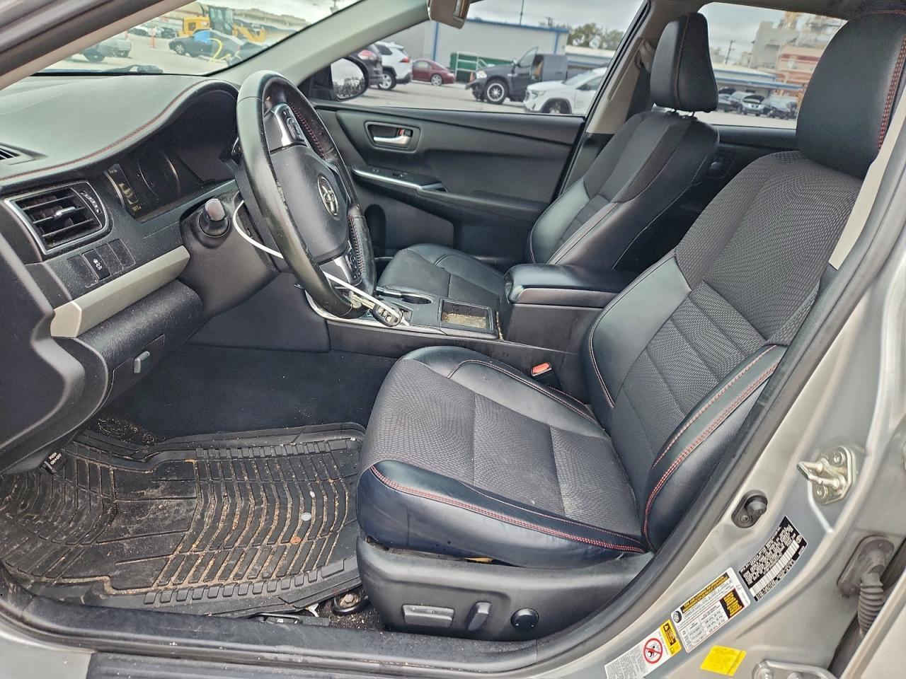 2016 Toyota Camry Le - Image 7