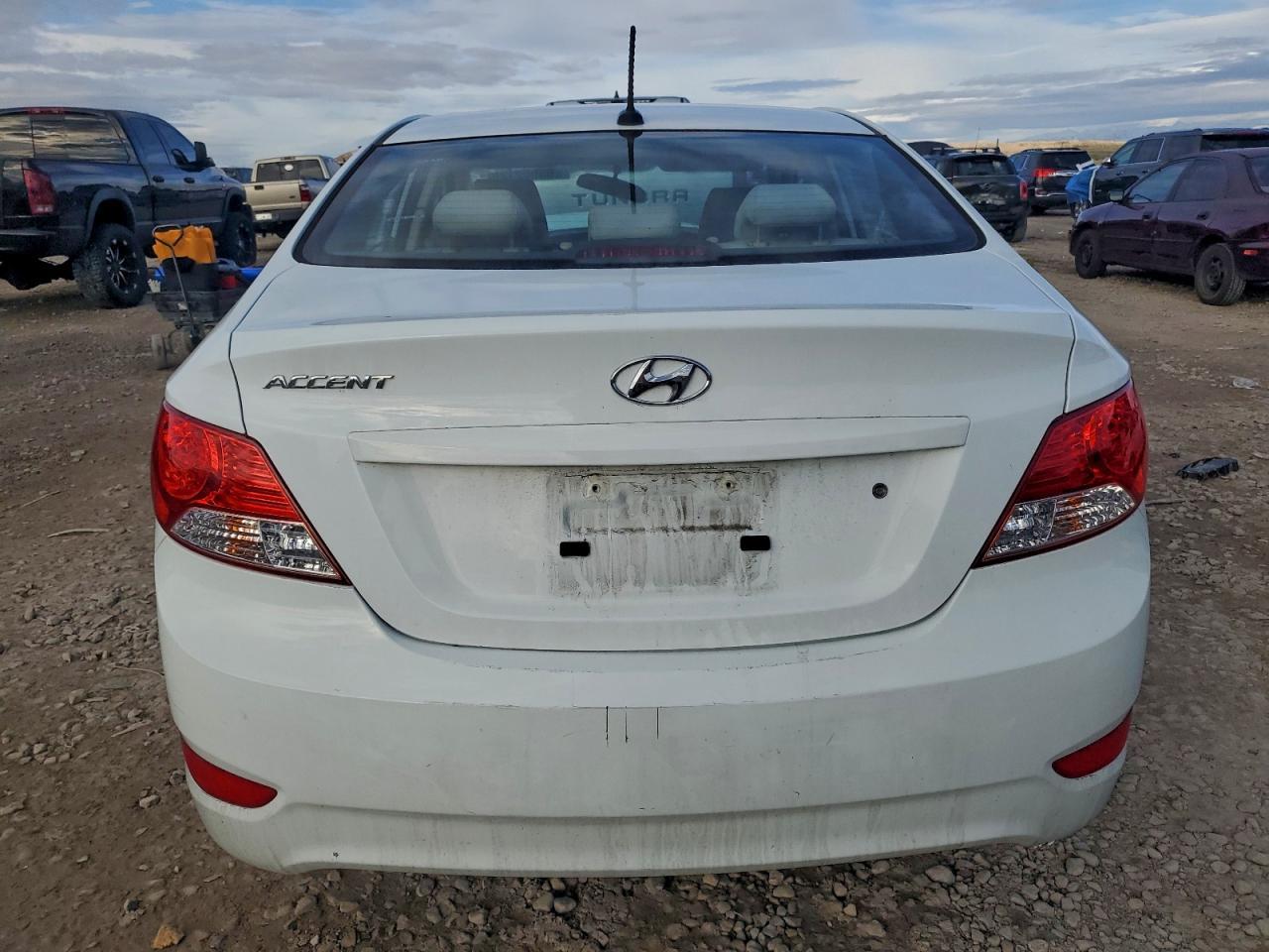 2013 Hyundai Accent Gls - Фото 6