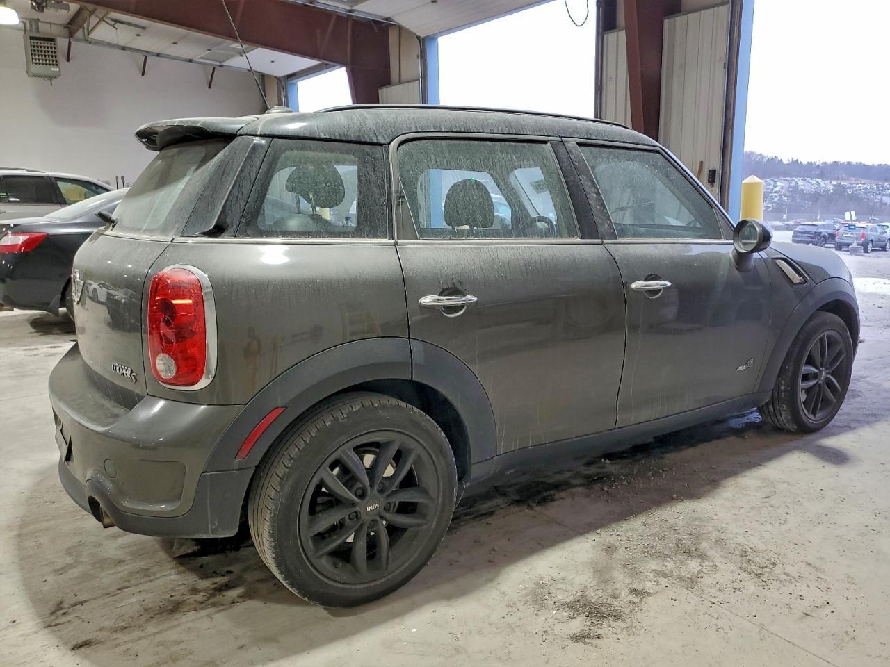 2011 Mini Cooper S Countryman - Image 3