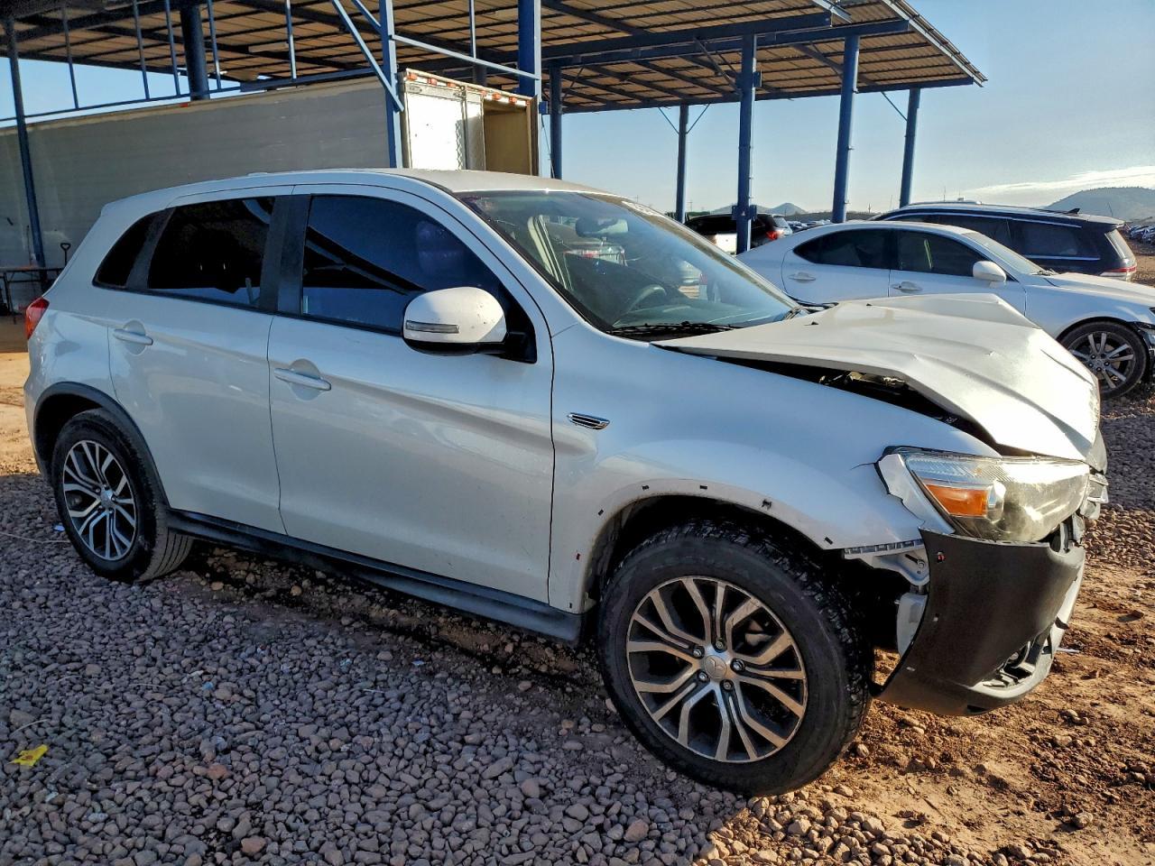 2018 Mitsubishi Outlander Sport Es - Фото 4