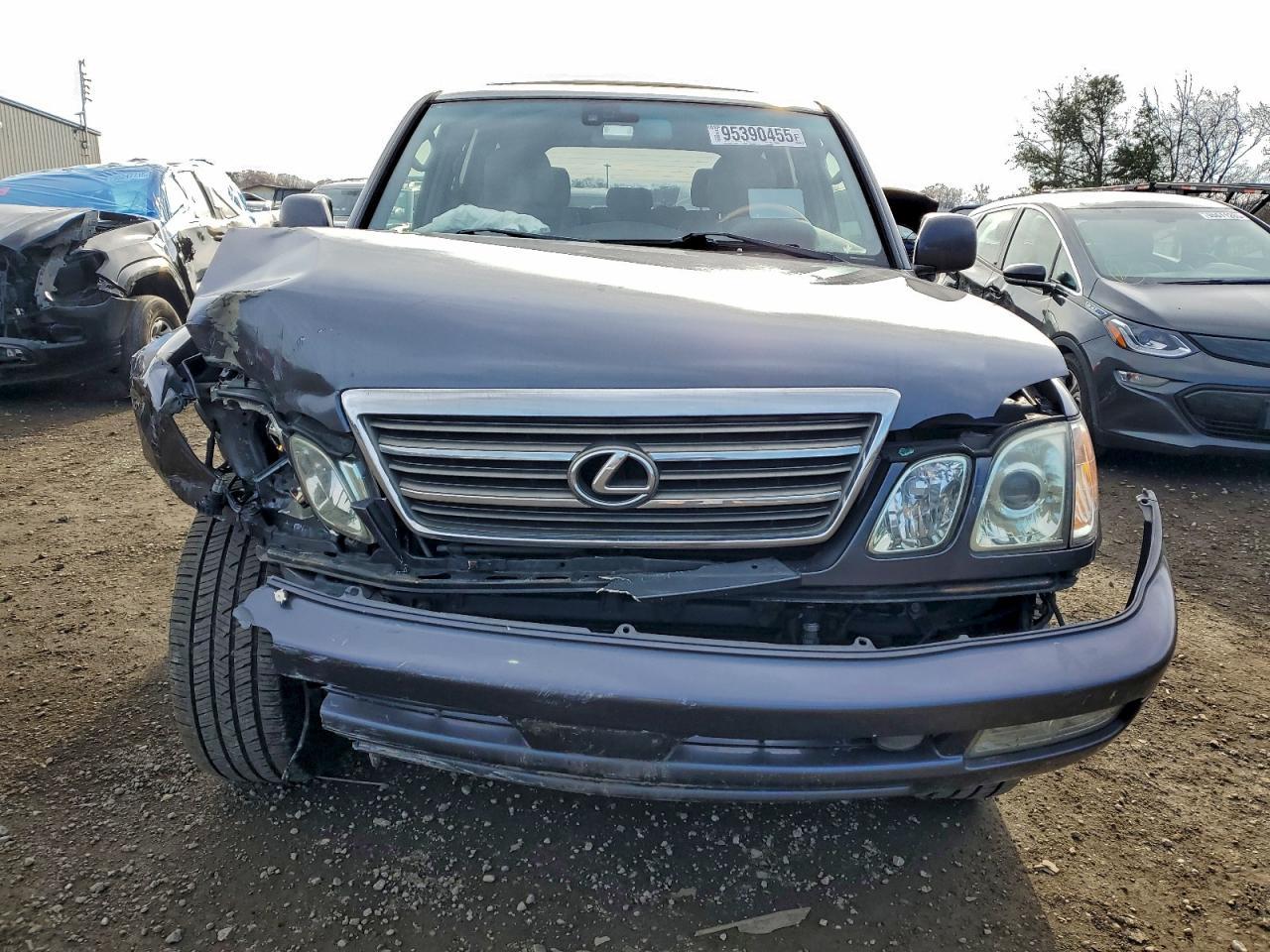 2004 Lexus Lx 470 - Image 5