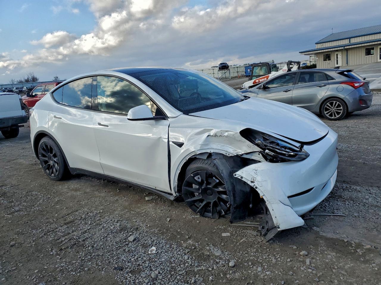 2022 Tesla Model Y - Фото 4