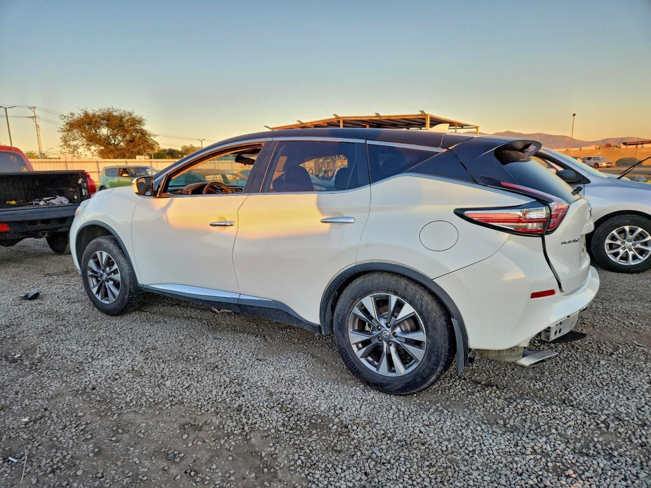 2017 Nissan Murano S - Фото 2