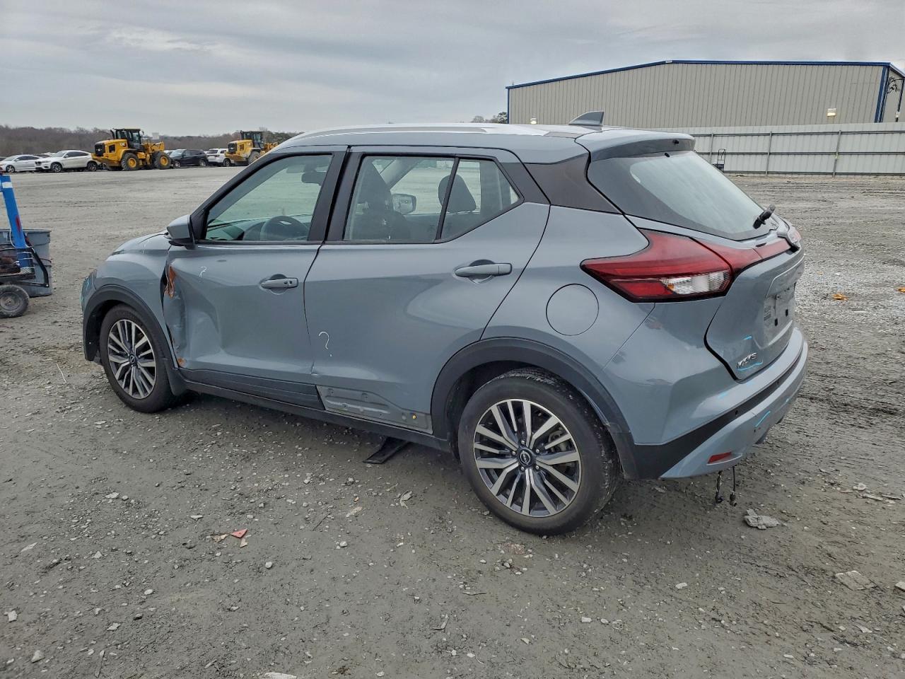 2023 Nissan Kicks Sv - Фото 2