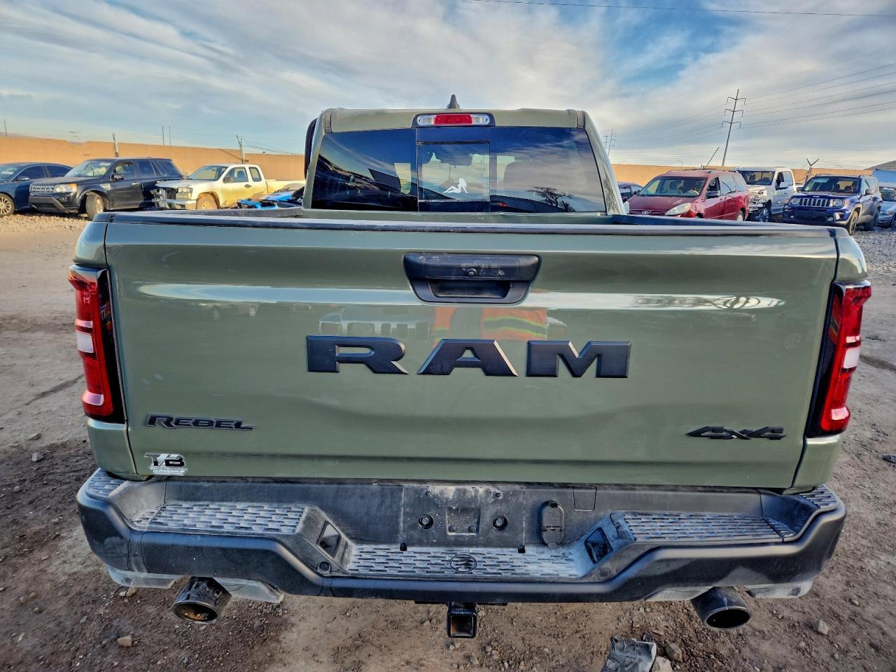 2026 Ram 1500 Rebel - Фото 6