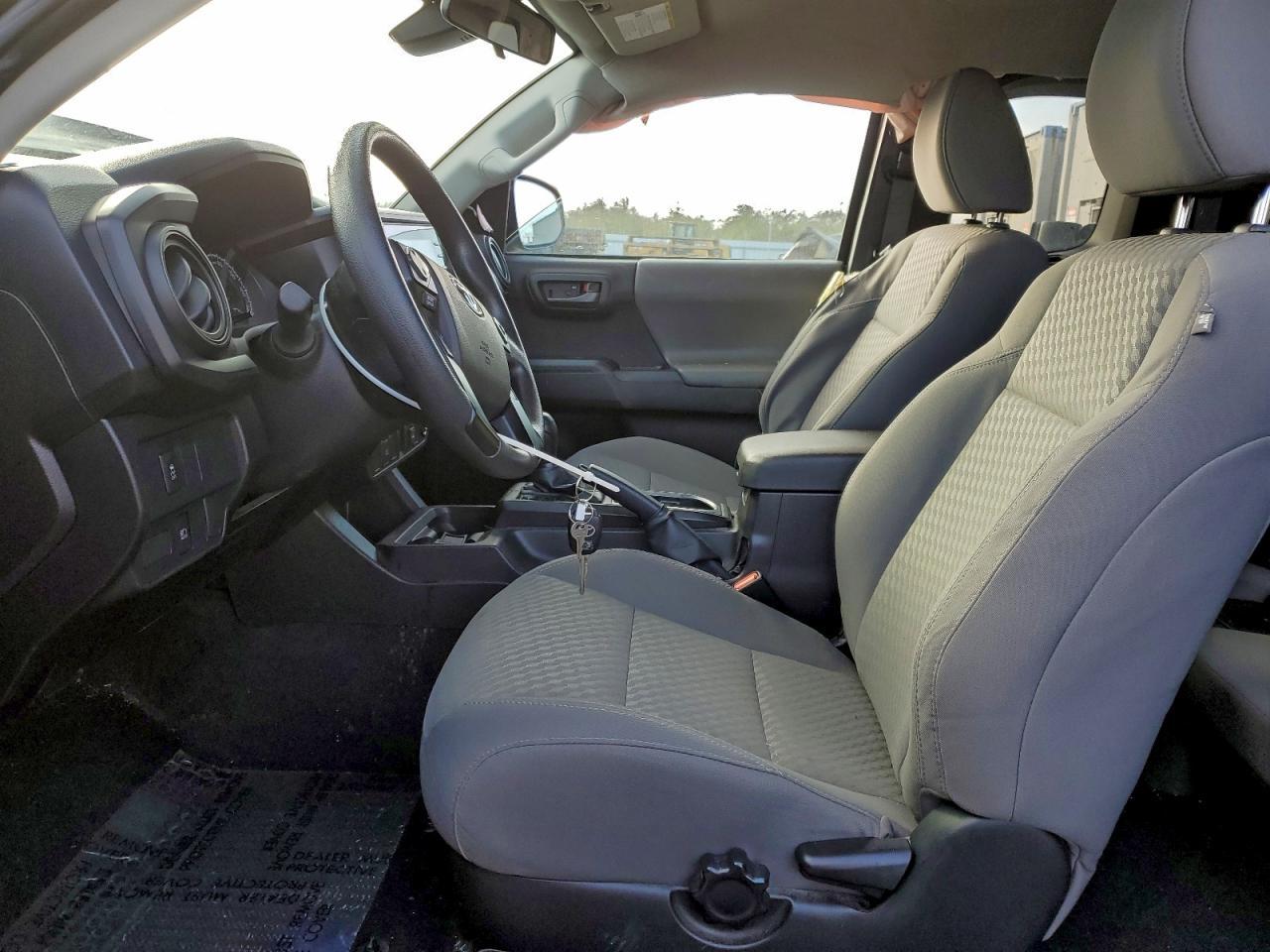 2023 Toyota Tacoma Access Cab - Image 7