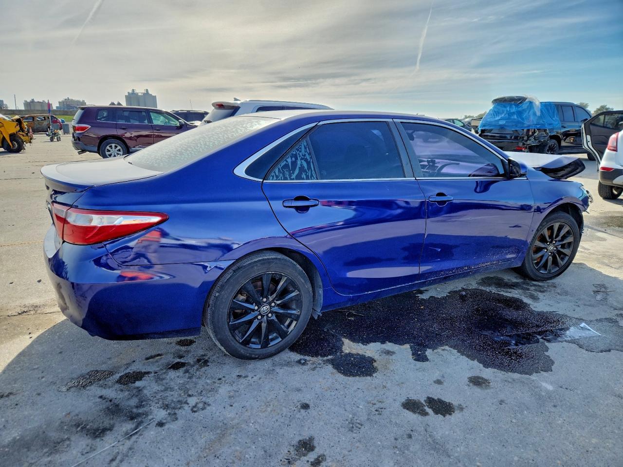 2016 Toyota Camry Le - Image 3