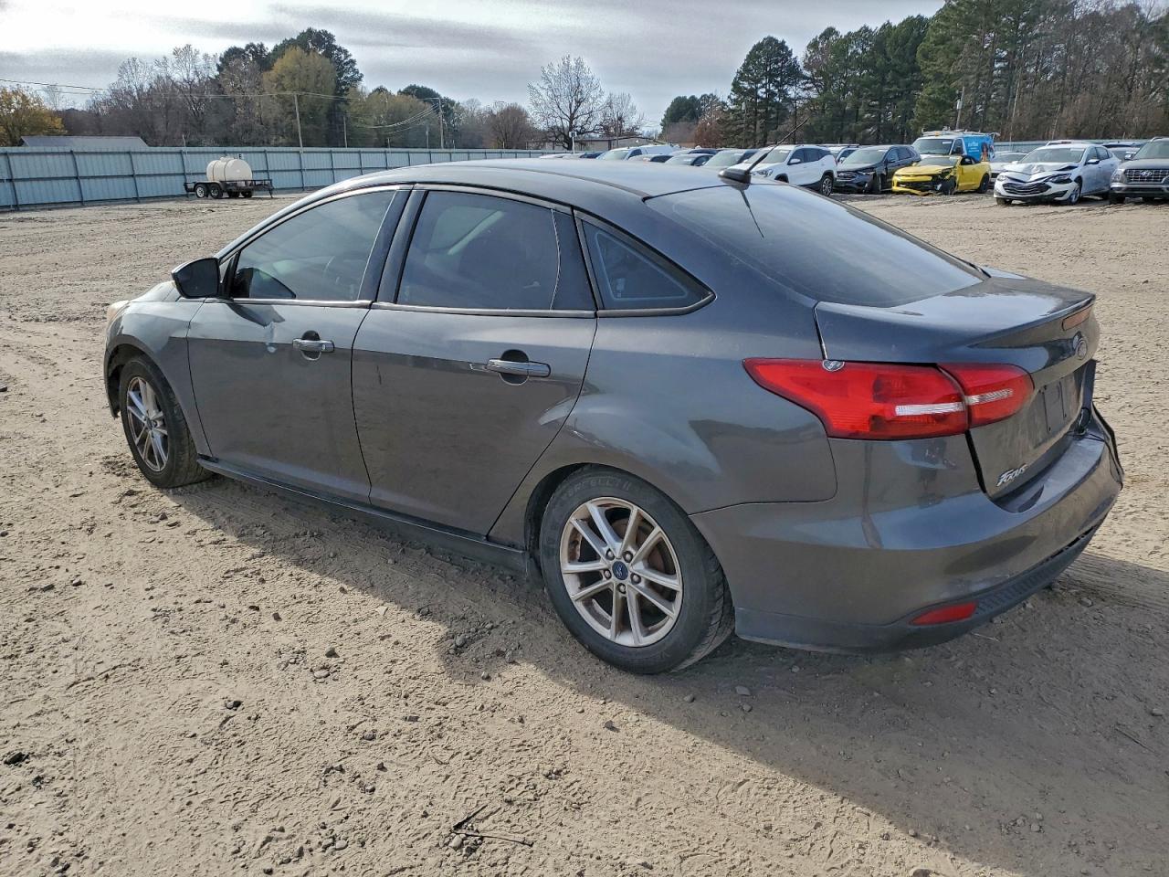 2015 Ford Focus Se - Фото 2