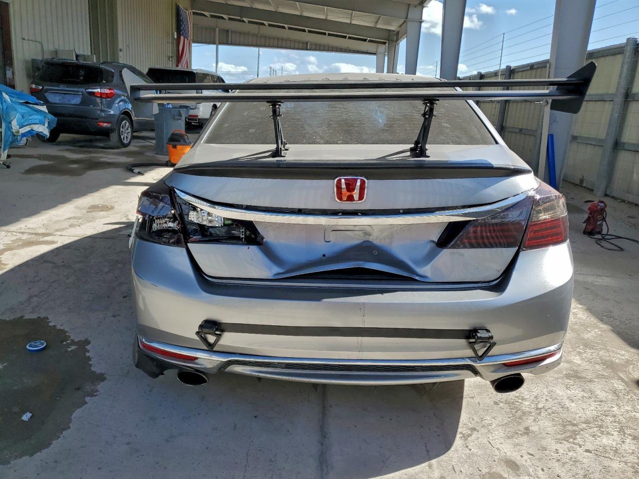 2016 Honda Accord Sport - Image 6