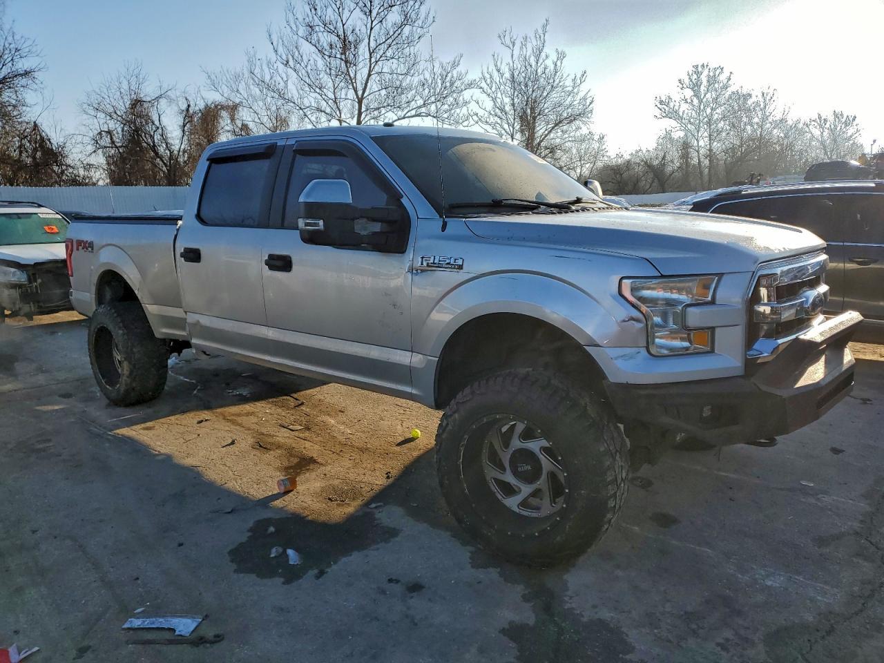 2015 Ford F150 Supercrew - Фото 4